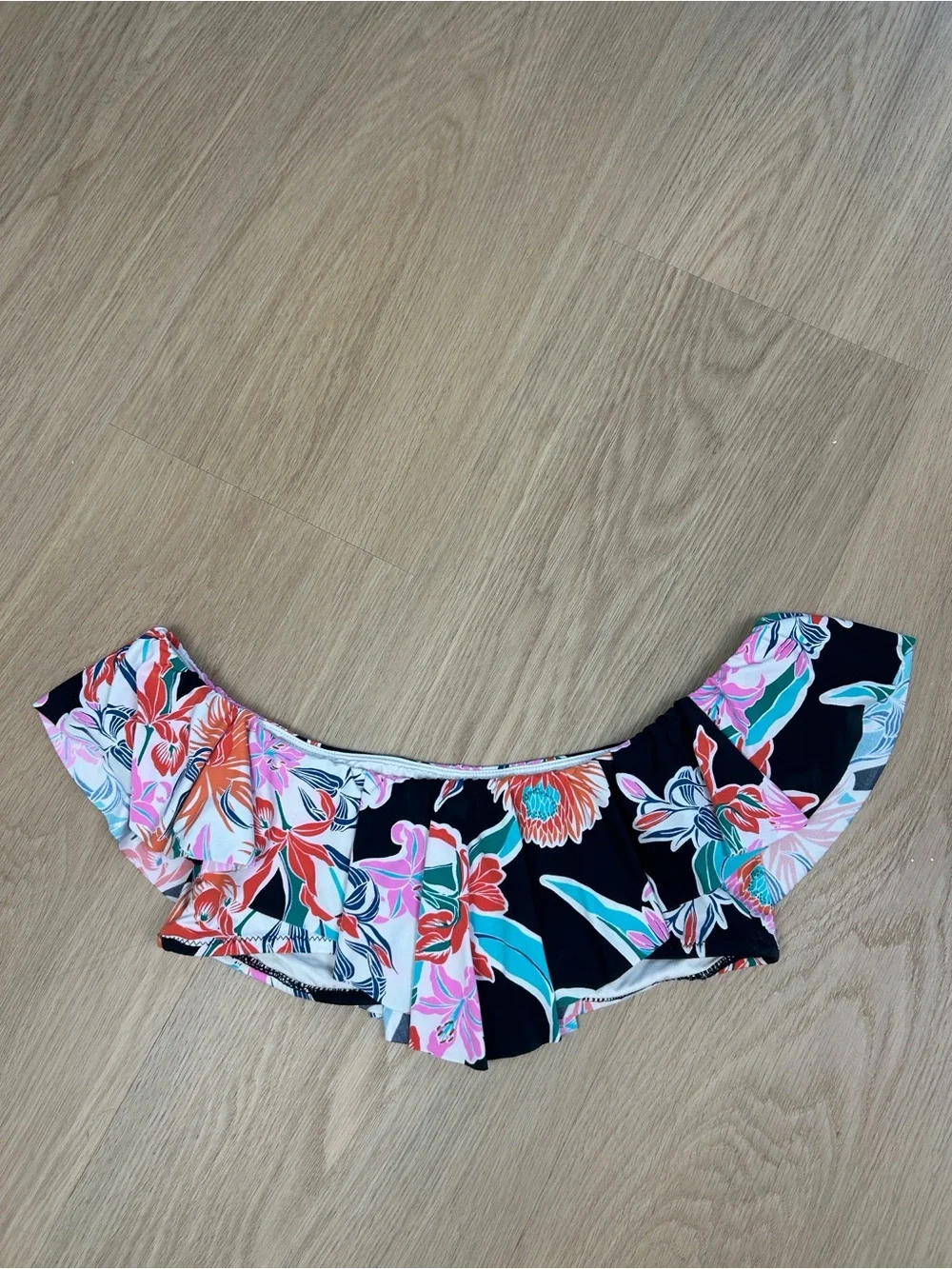 Trina Turk Tropic Wave Off Shoulder Bikini Top 6